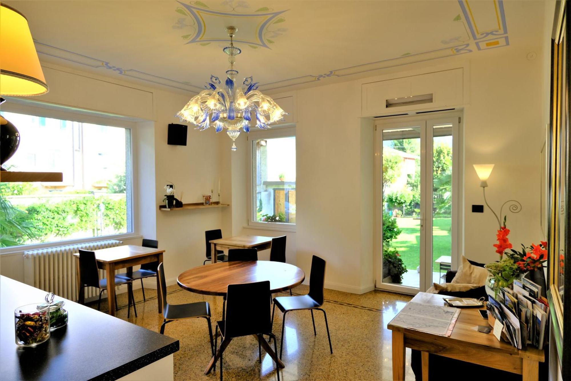 Residenza Laurum แมนเดลโล เดล ลาริโอ ภายนอก รูปภาพ
