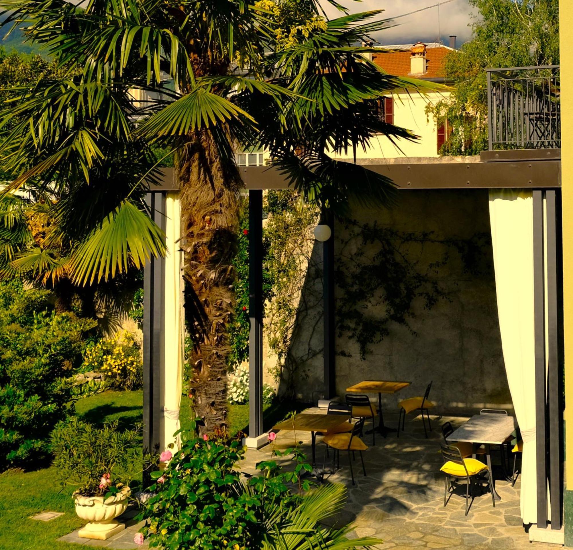 Residenza Laurum แมนเดลโล เดล ลาริโอ ภายนอก รูปภาพ