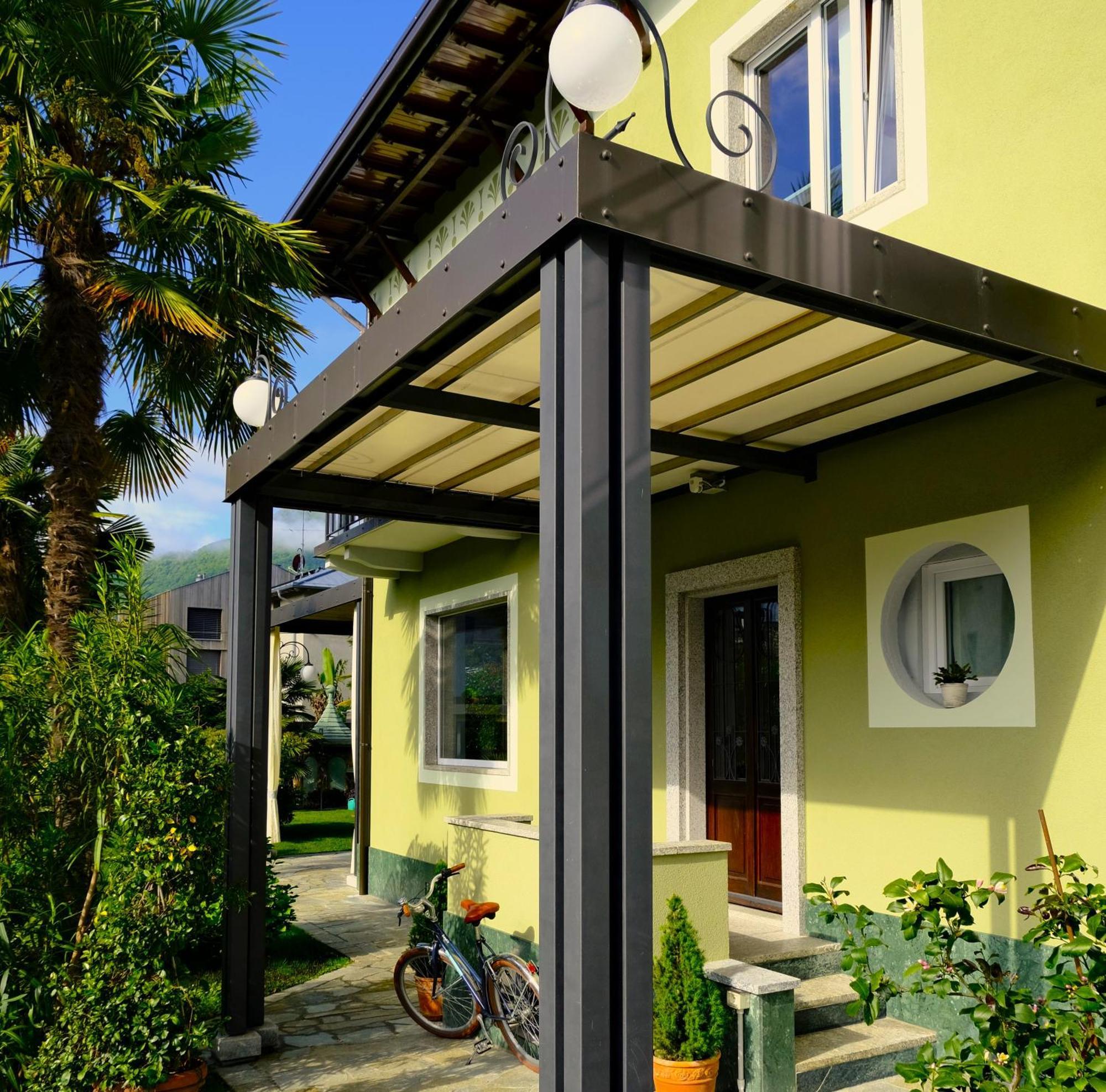 Residenza Laurum แมนเดลโล เดล ลาริโอ ภายนอก รูปภาพ