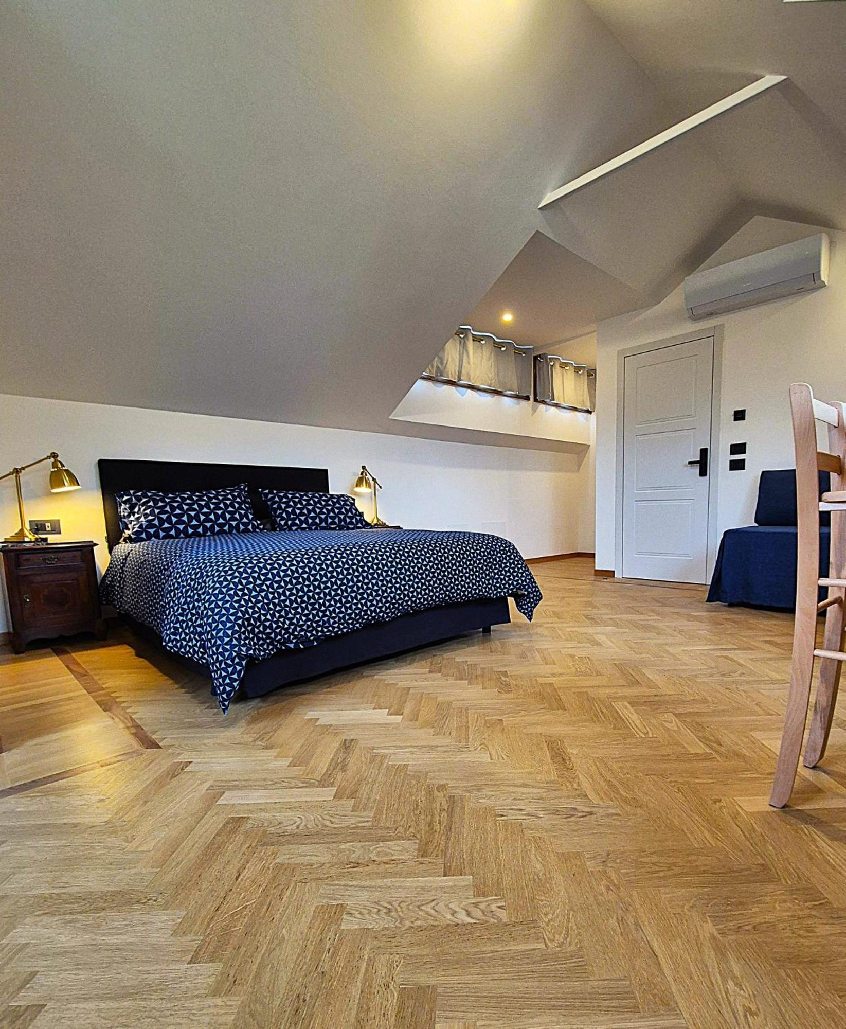 Residenza Laurum แมนเดลโล เดล ลาริโอ ภายนอก รูปภาพ