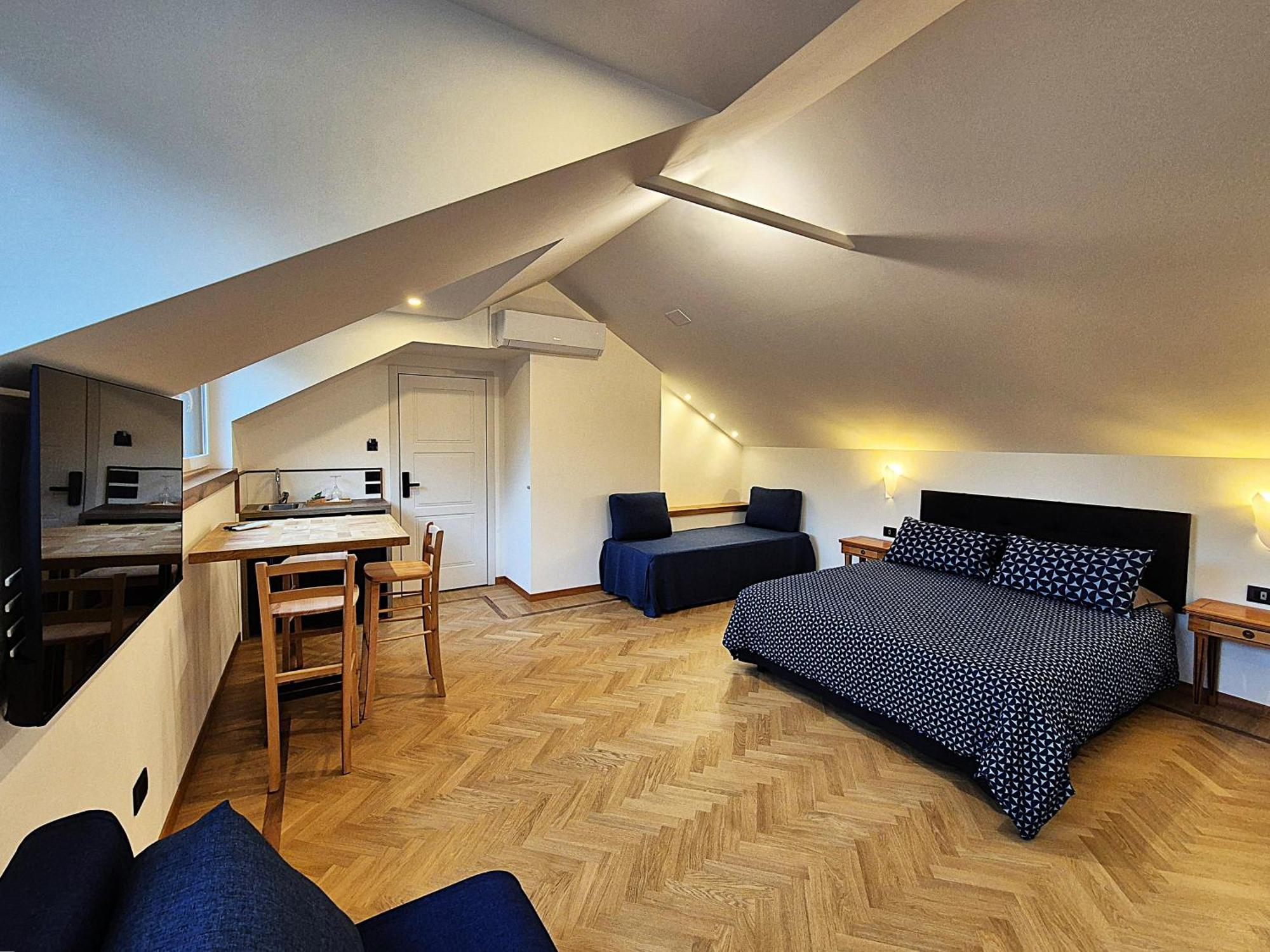 Residenza Laurum แมนเดลโล เดล ลาริโอ ภายนอก รูปภาพ