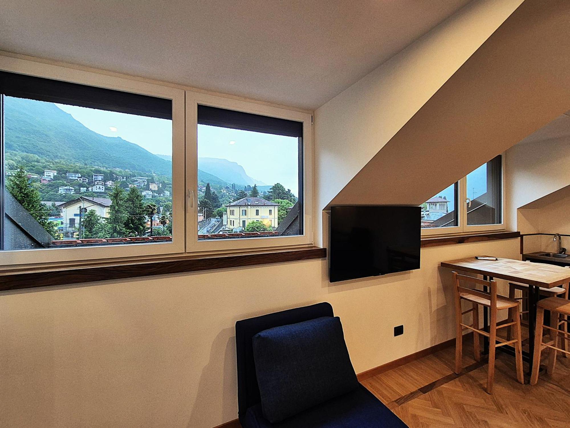 Residenza Laurum แมนเดลโล เดล ลาริโอ ภายนอก รูปภาพ